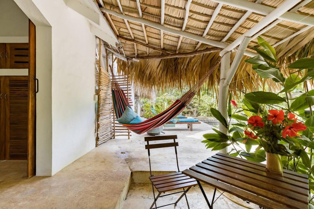 Casa Picaflor Bed & Breakfast ลาสแตร์เรนาส ภายนอก รูปภาพ