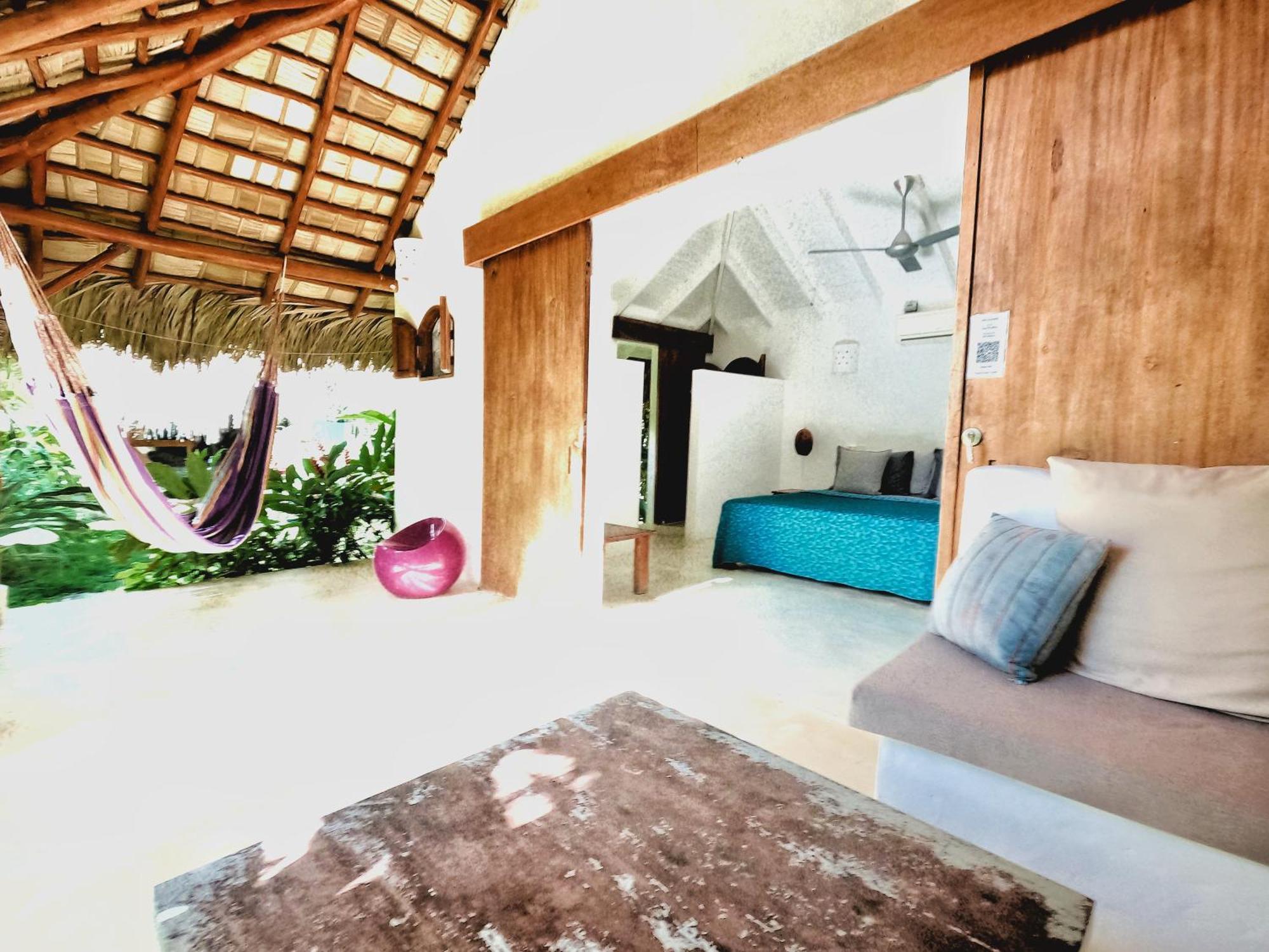 Casa Picaflor Bed & Breakfast ลาสแตร์เรนาส ภายนอก รูปภาพ