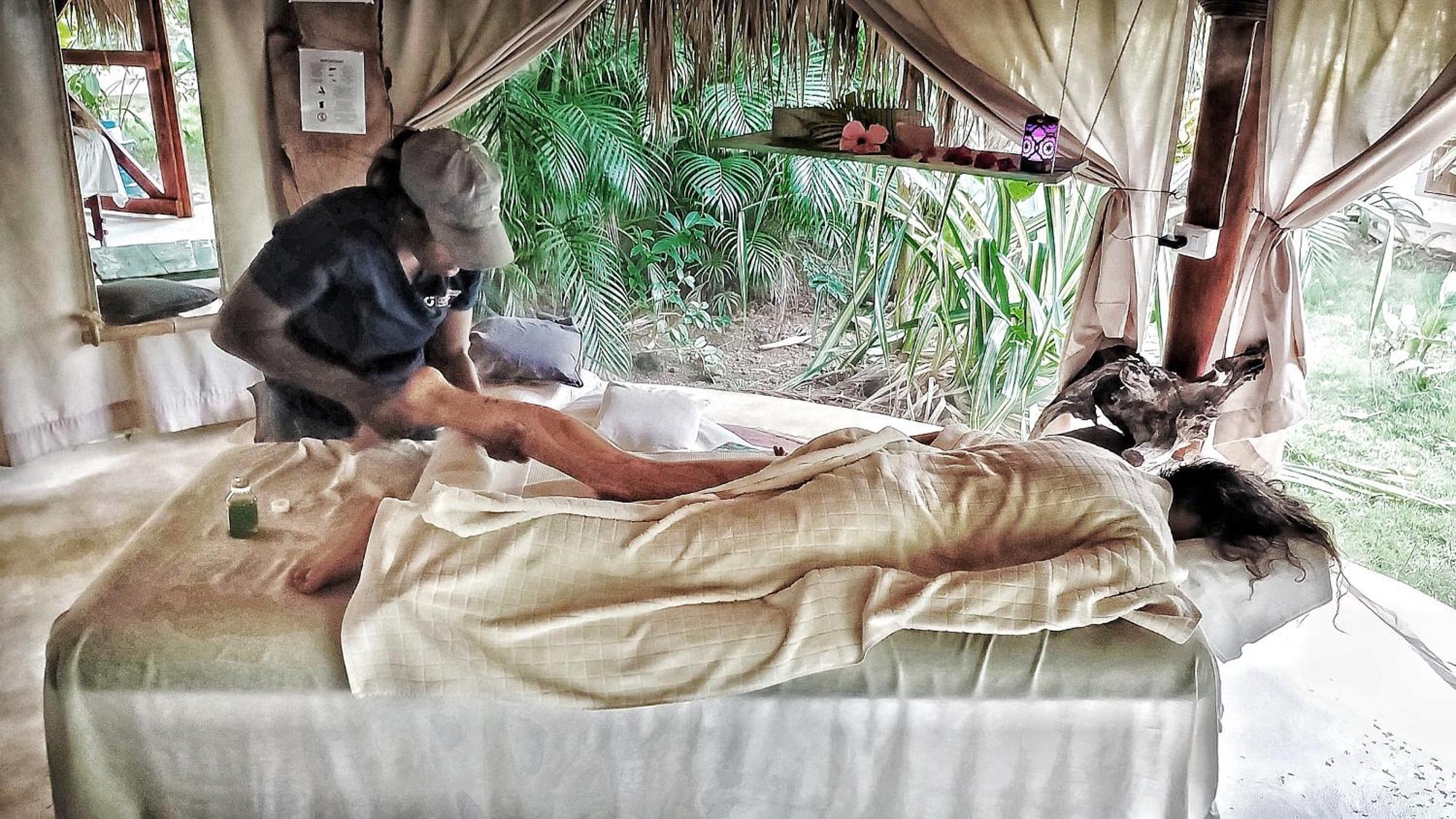 Casa Picaflor Bed & Breakfast ลาสแตร์เรนาส ภายนอก รูปภาพ